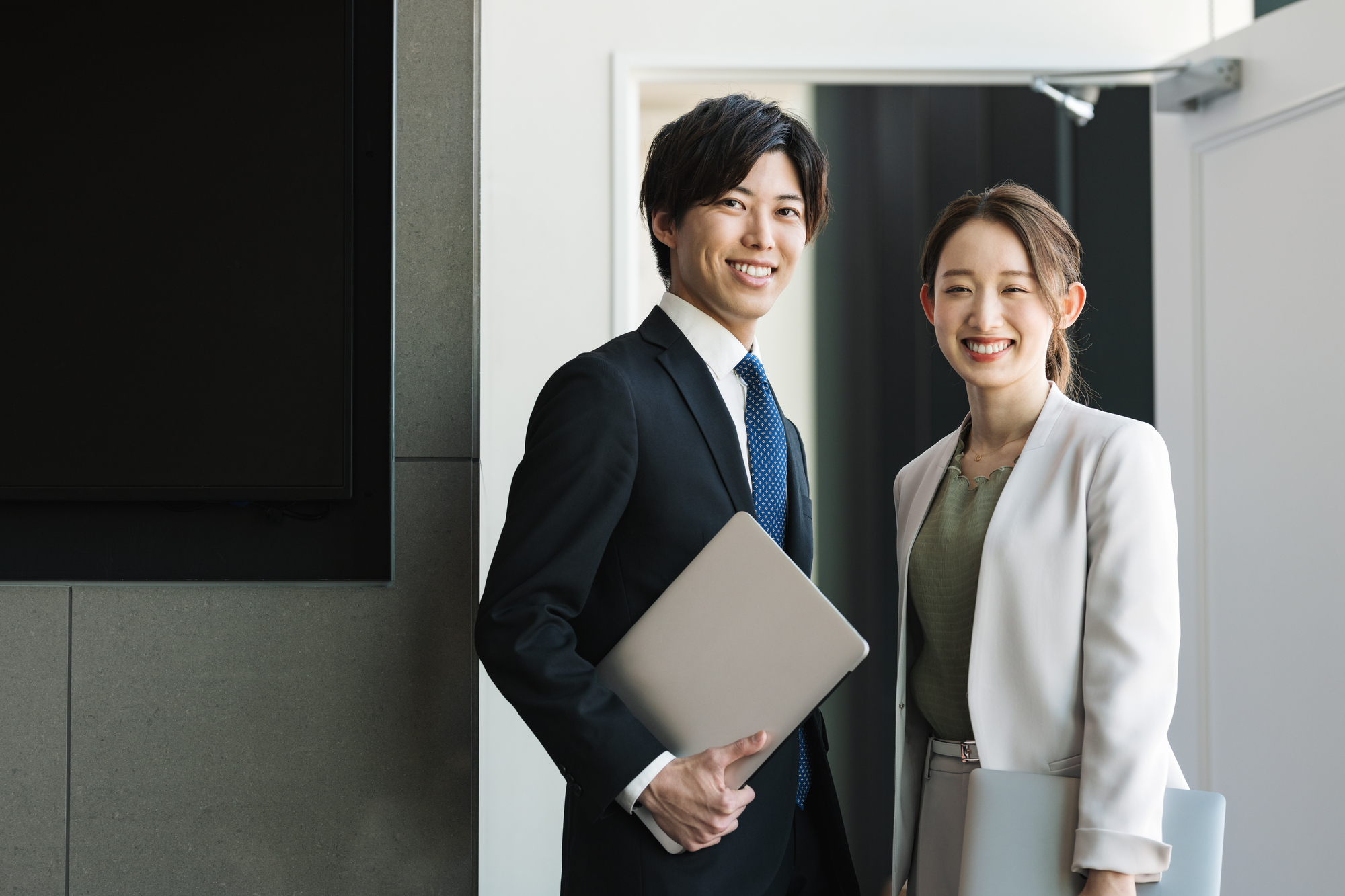 【求人の応募者を増やす方法】2026年最新|予算ゼロ・知名度なしの中小企業が勝つ「逆転の採用戦略」